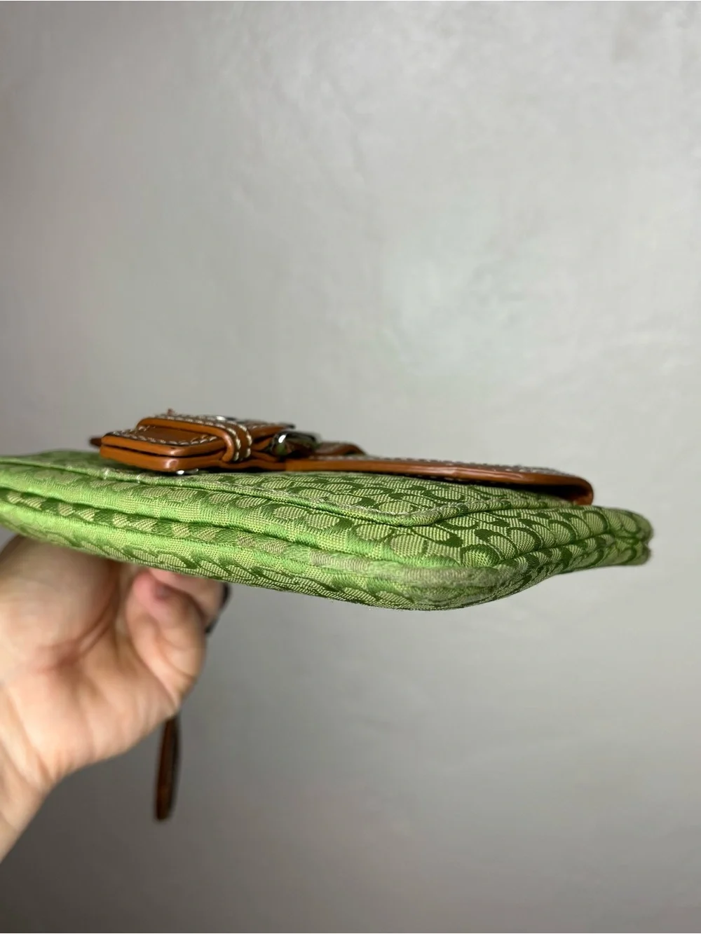N/A wristlet only